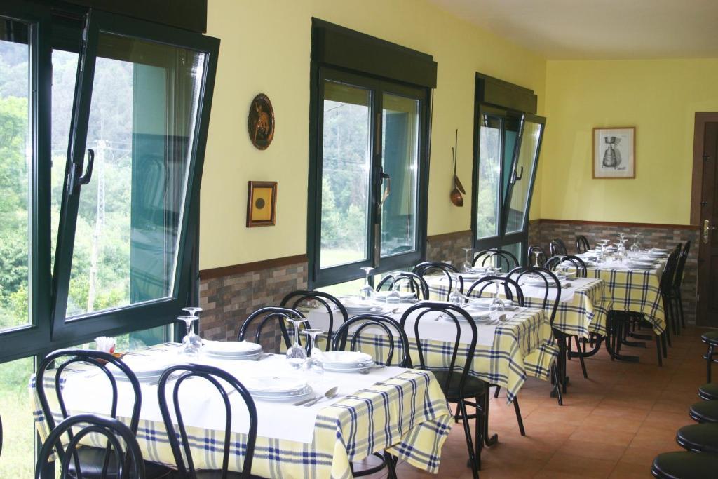 Hotel Restaurante Canero ภายนอก รูปภาพ