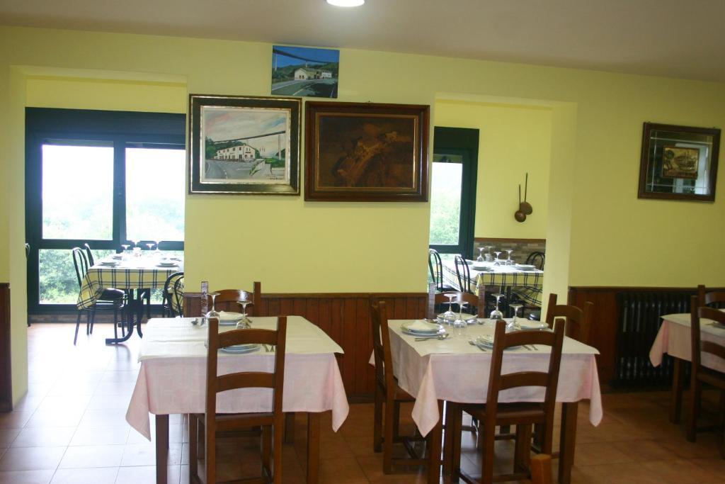 Hotel Restaurante Canero ภายนอก รูปภาพ